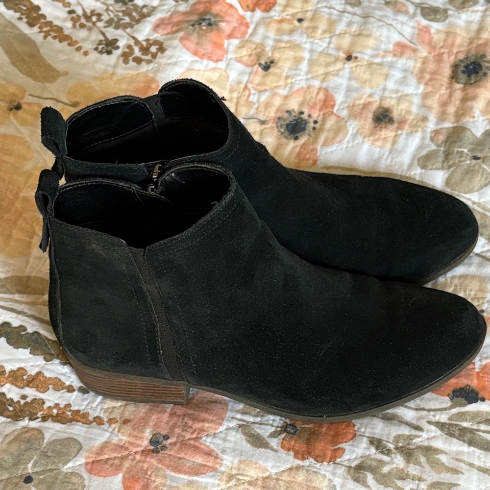 Michael Shannon Black Ankle Boots